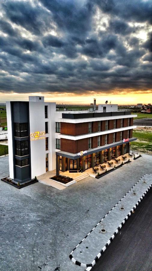 Cezar'S Airport Hotel Никосия Экстерьер фото